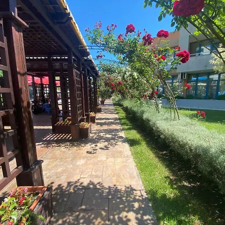 Two Bedroom In Trakia Sunny Apartament *